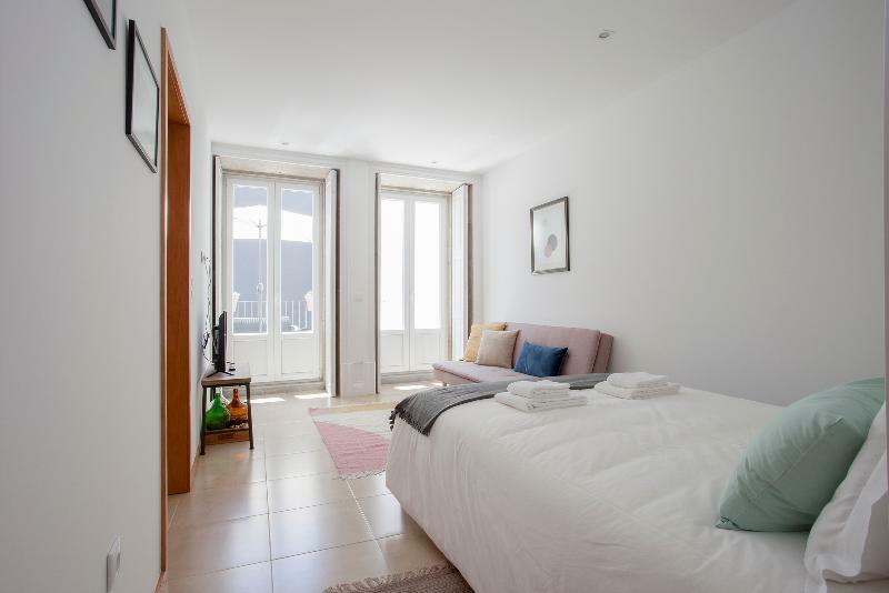 Downtown Sunny Terrace Apartament *